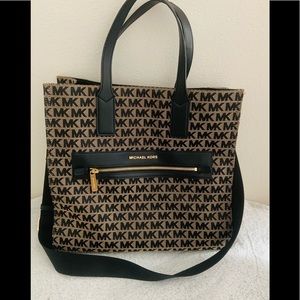 Michael Kors Tote